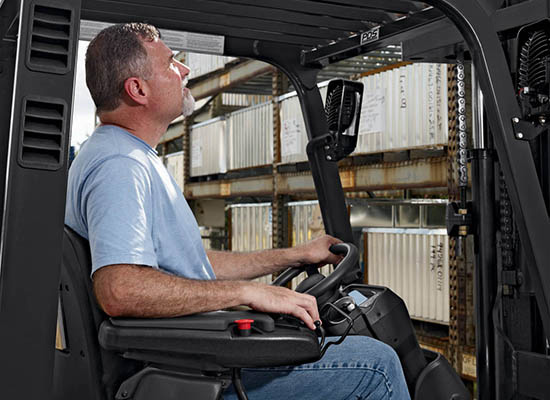 Cat GP15N fork truck and operator