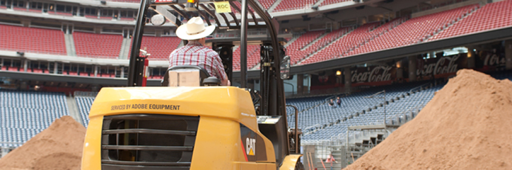 Official Lift Truck Provider of the Houston Livestock Show and Rodeo™