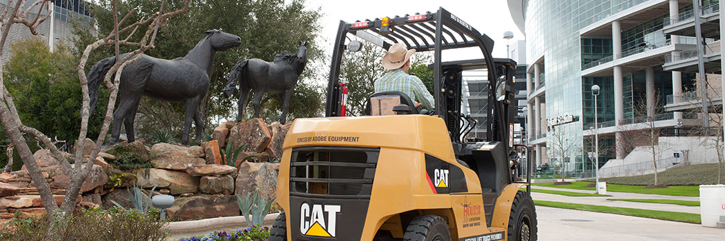 Official Lift Truck Provider For Houston Livestock Show and Rodeo
