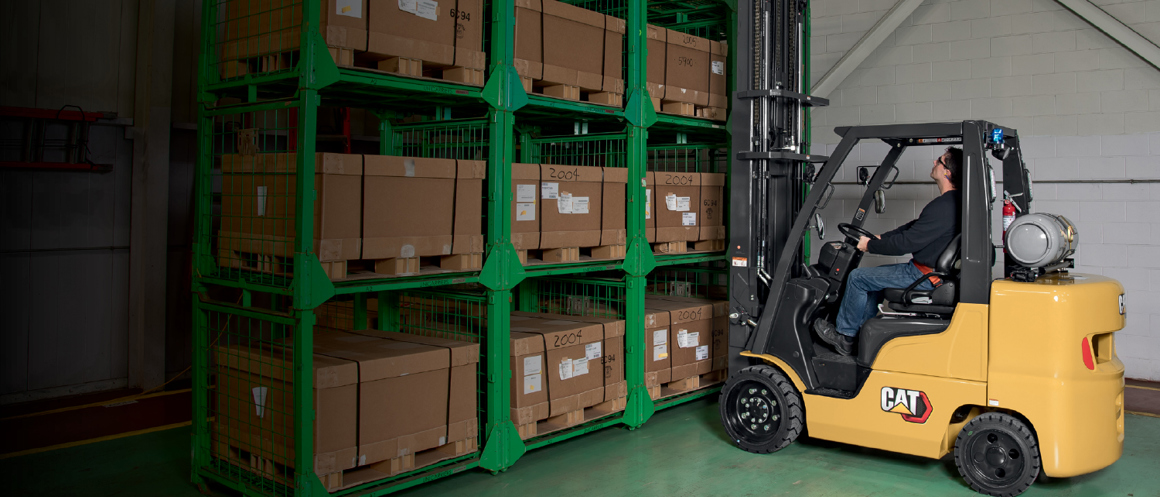 cat-material-handling-banner