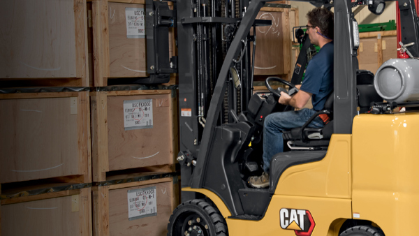 cat-material-handling-fleet