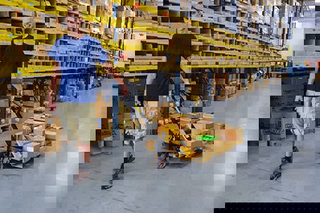 cat-pallet-jack-feature