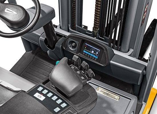 jungheinrich-efg213-220-ergonomia