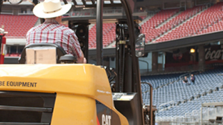 Houston-Based CAT® Lift Trucks Offers $5,000 Scholarship