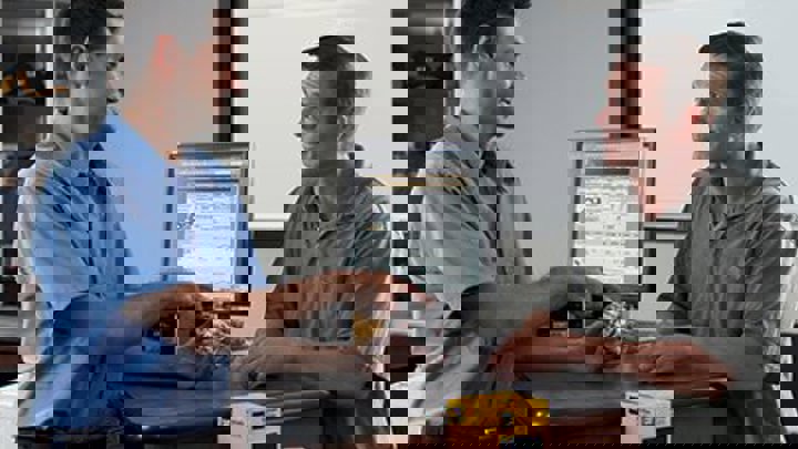 cat-contact-discoverproducts